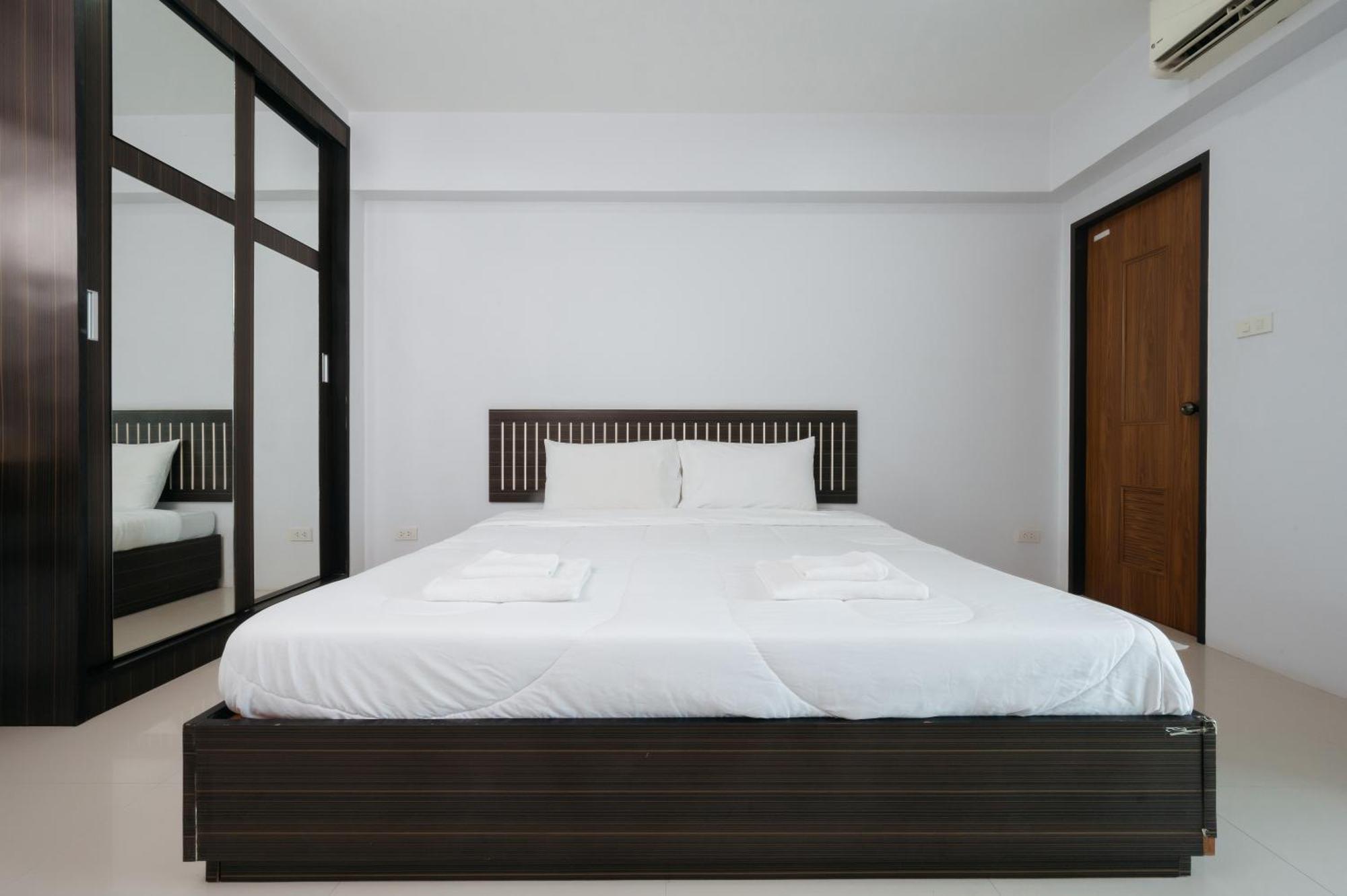 Creston Grand Hotel Suphan Buri Exterior foto